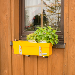 Vario-Fix Greenbar vor der Fensterbank